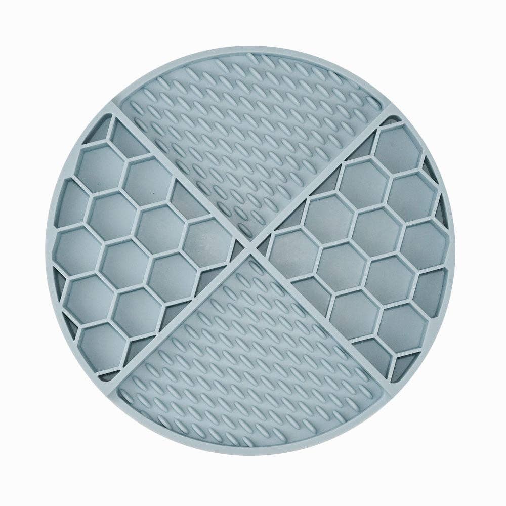 Round Lick Mat/Slow Feeder